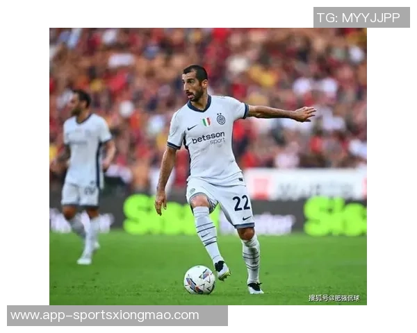 国米官方宣布姆希塔良左大腿半腱肌受伤预计缺阵一个月